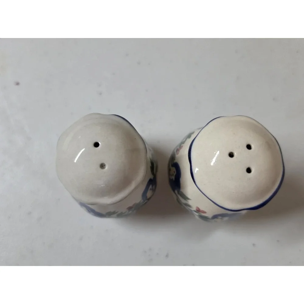 Vintage Hand Painted Ceramic Salt Pepper Shakers Blue Floral Folk Art